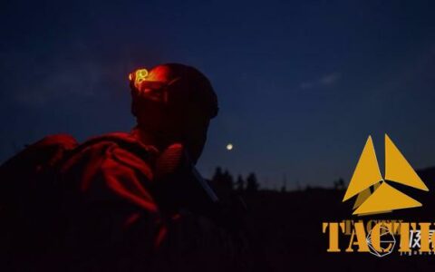 【转】歌路途信号灯体验，食指大小的灯却能保你夜行安全